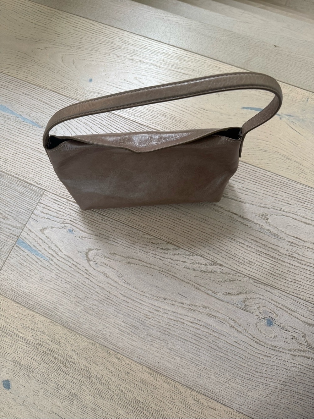 Massimo Dutti small leather bag in Taupe - Picture 3 of 6